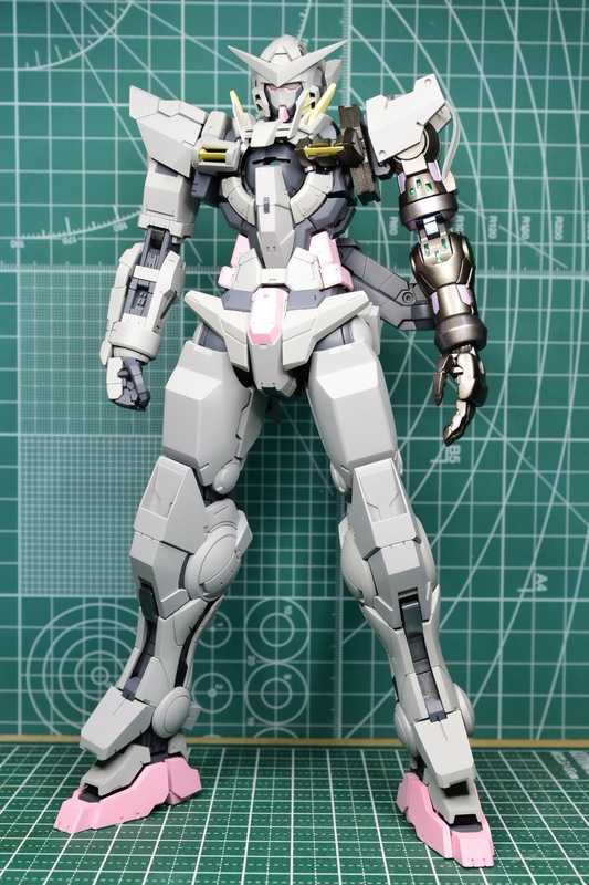 グラハムエクシアR4改 サーフェイサー塗布後 全身